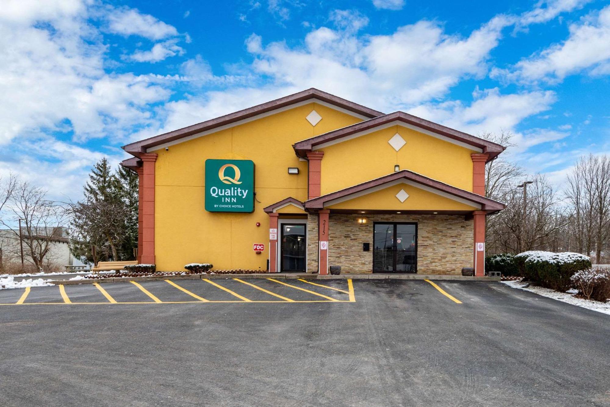 Quality Inn Oneida Exterior photo